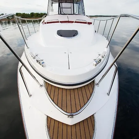 Botel Jacht Motorowy Tes 393 Illuminatus