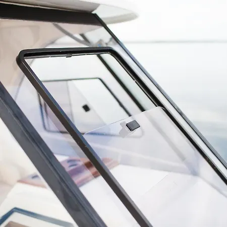 Jacht Motorowy Tes 393 Illuminatus Bateau-hôtel *