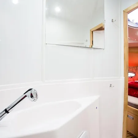 Jacht Motorowy Tes 393 Illuminatus Bateau-hôtel Wilkasy (Gizycko)