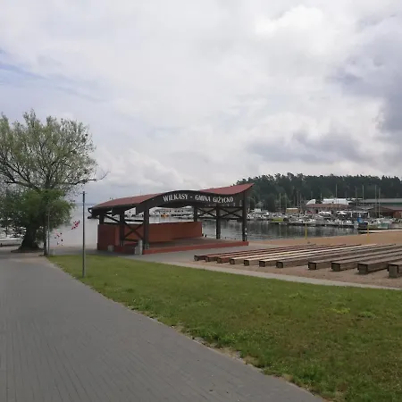 Jacht Motorowy Tes 393 Illuminatus Bateau-hôtel Wilkasy (Gizycko)